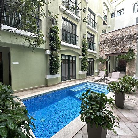 Amazinn Places Casco Viejo Pink Desing And Pool IX Panama City Exterior photo